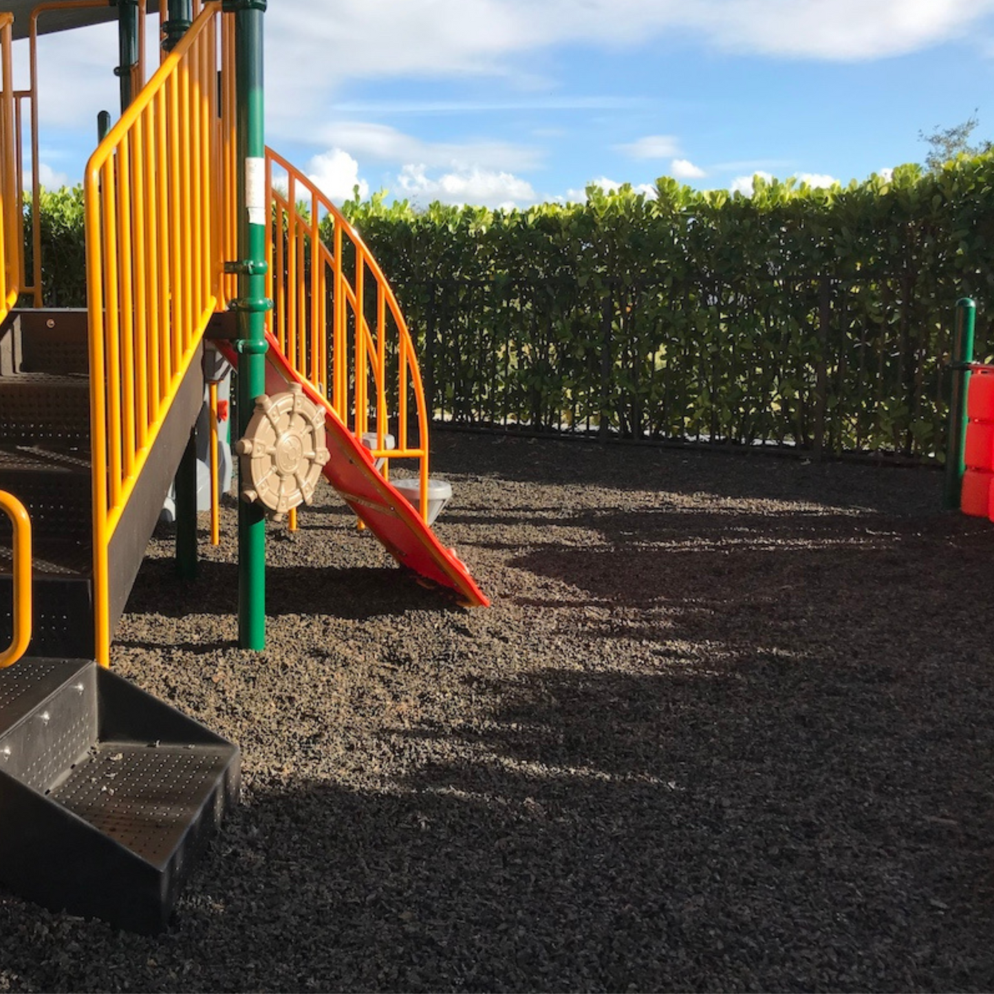 Brown Rubber Mulch